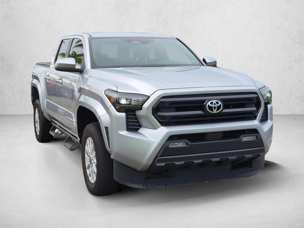 Used 2025 Toyota Tacoma SR5 Truck Double Cab