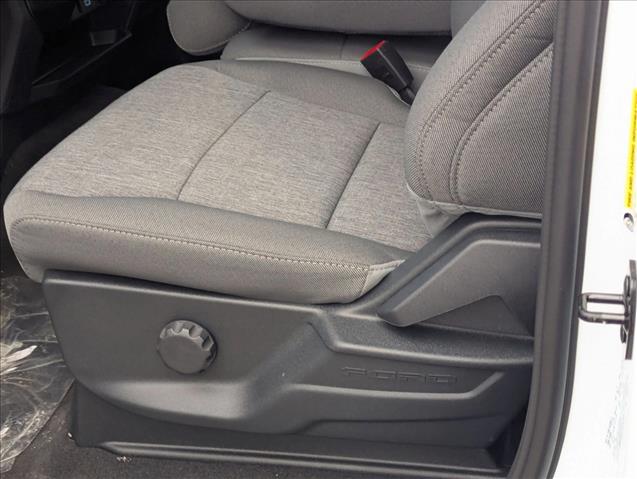 2025 Ford F-350 XL photo 4