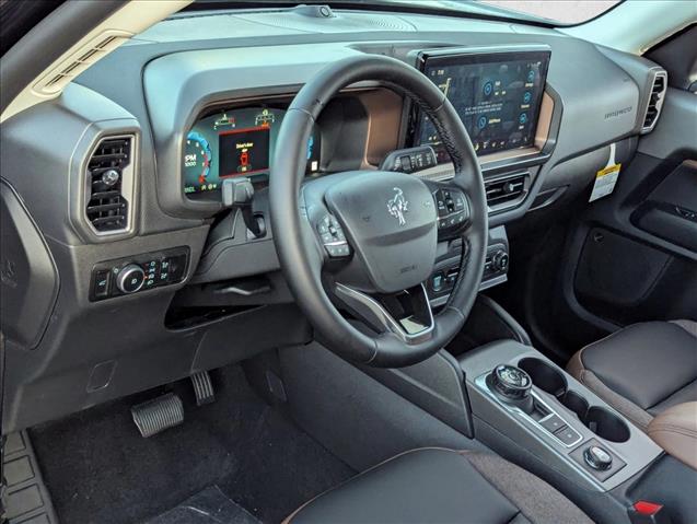 2025 Ford Bronco Sport Outer Banks photo 3