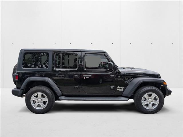 2018 Jeep Wrangler Unlimited Sport S photo 4