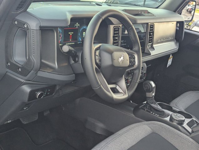 2025 Ford Bronco Big Bend photo 3