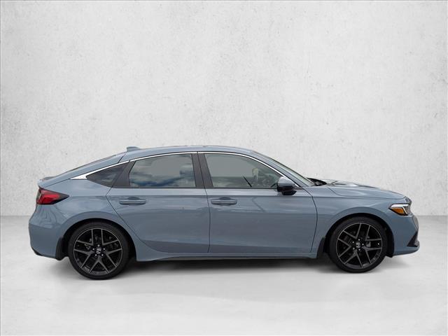 2022 Honda Civic Sport Touring Hatchback photo 4