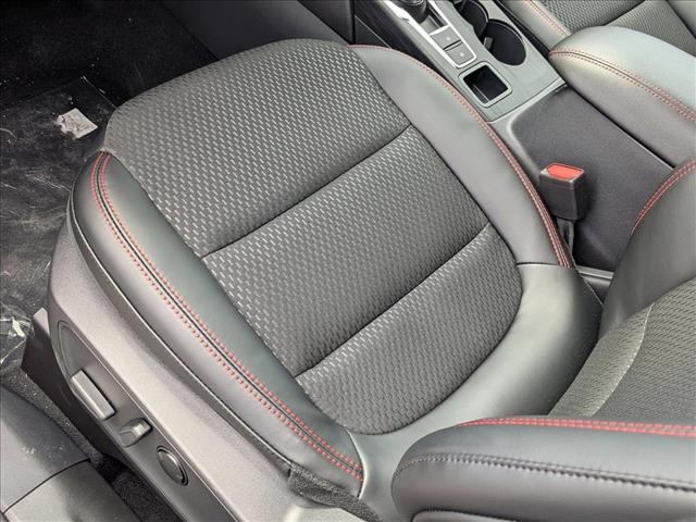 2026 Ford Escape ST-Line photo 4