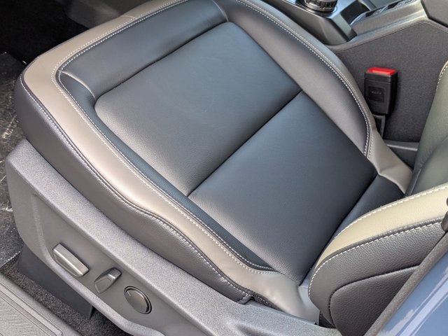 2025 Ford Bronco Outer Banks photo 4