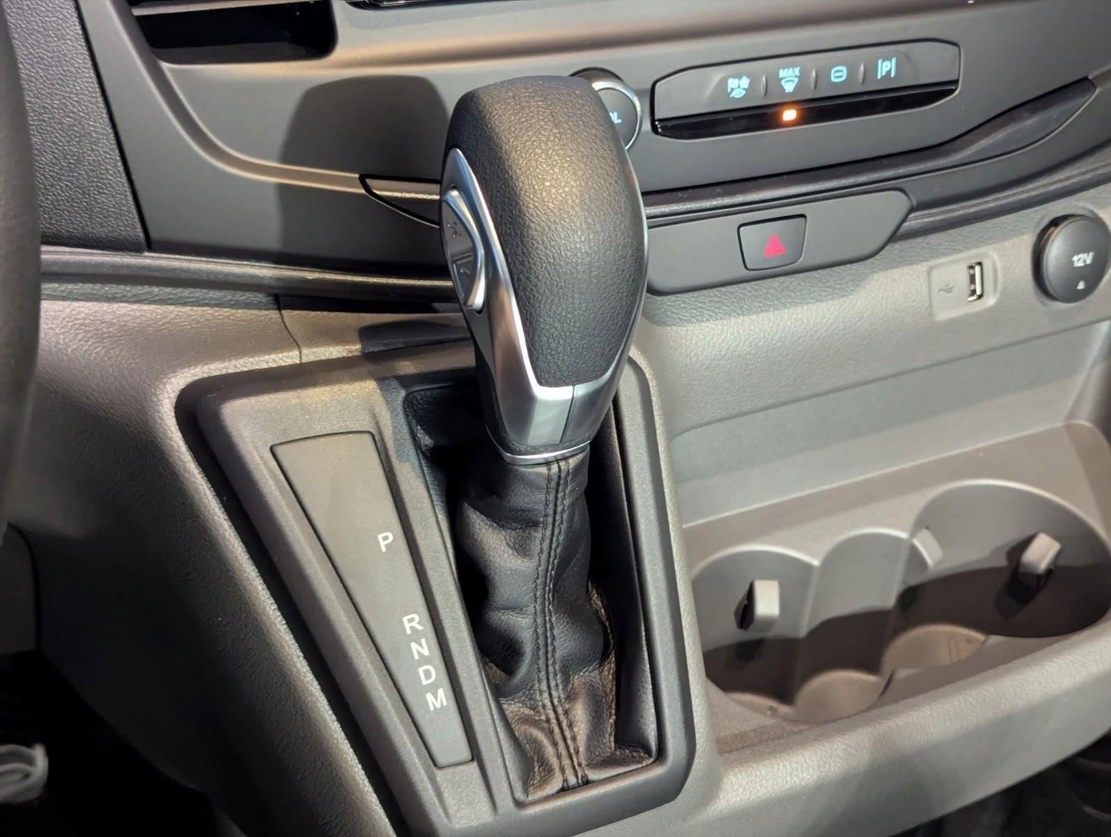 2026 Ford Transit Van Base - Photo 13