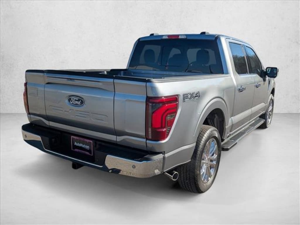 New 2025 Ford F-150 LARIAT Truck SuperCrew Cab