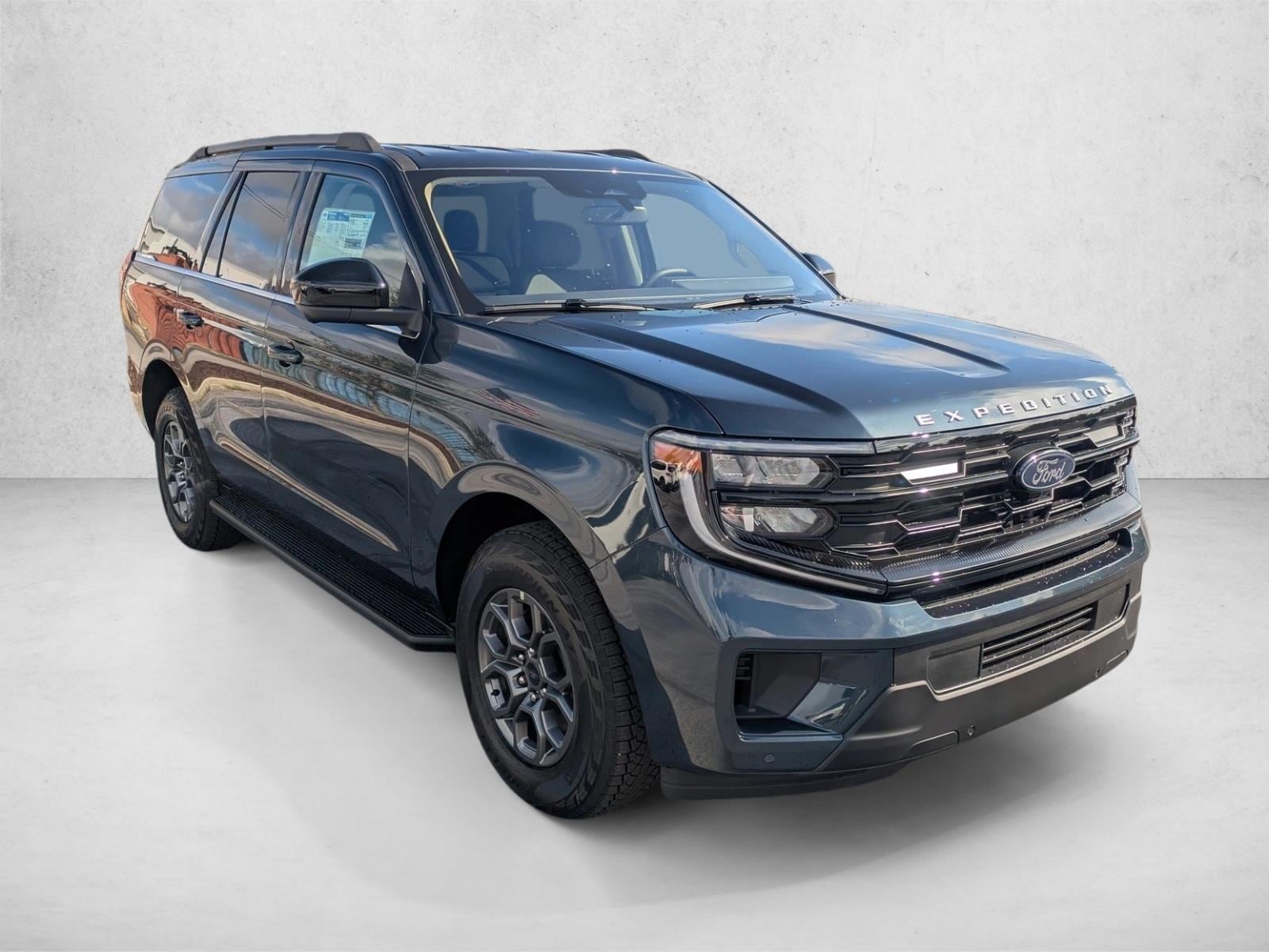 2025 Ford Expedition Active - Photo 6