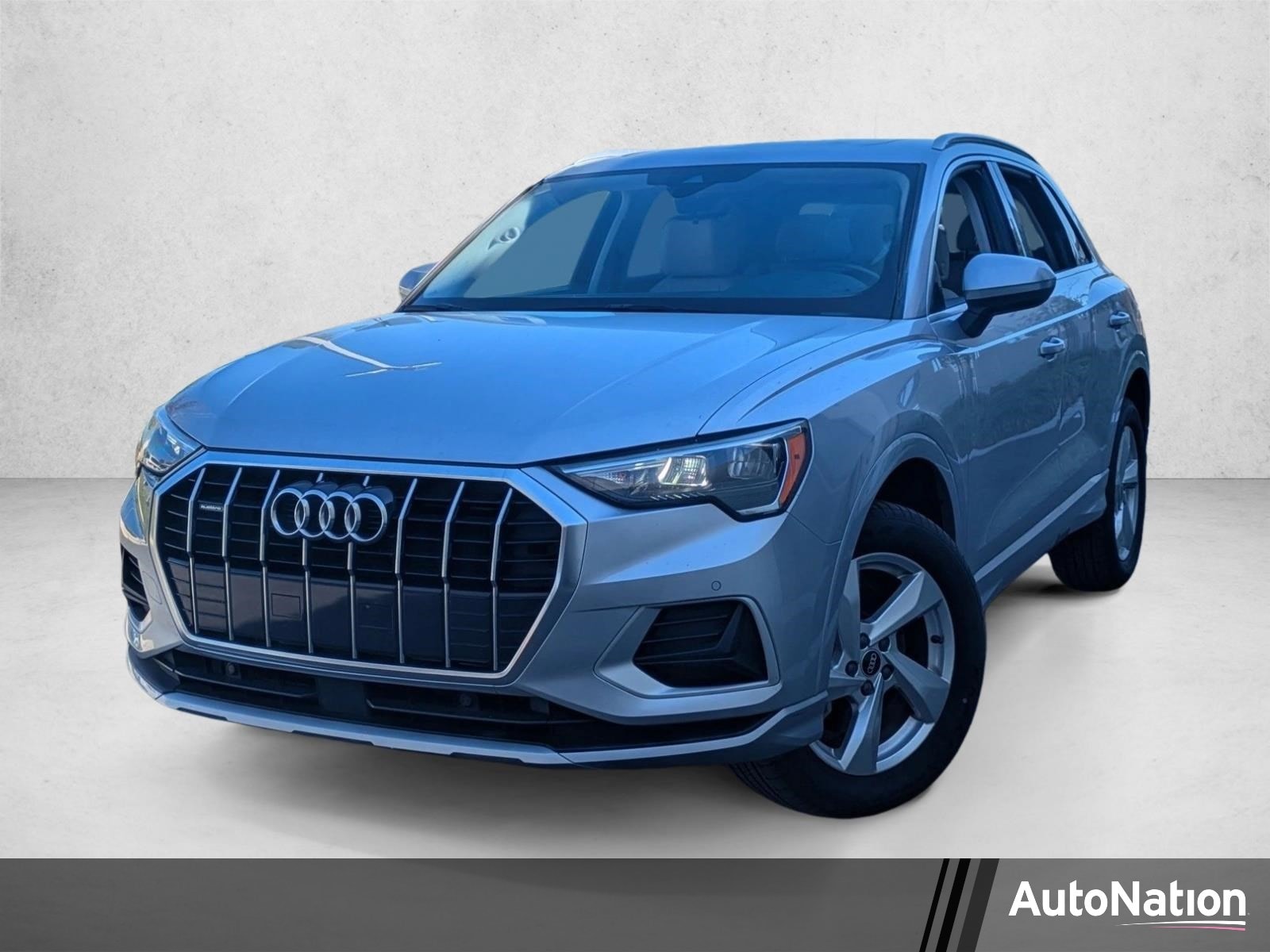 2022 Audi Q3 40 TFSI Premium quattro's photo