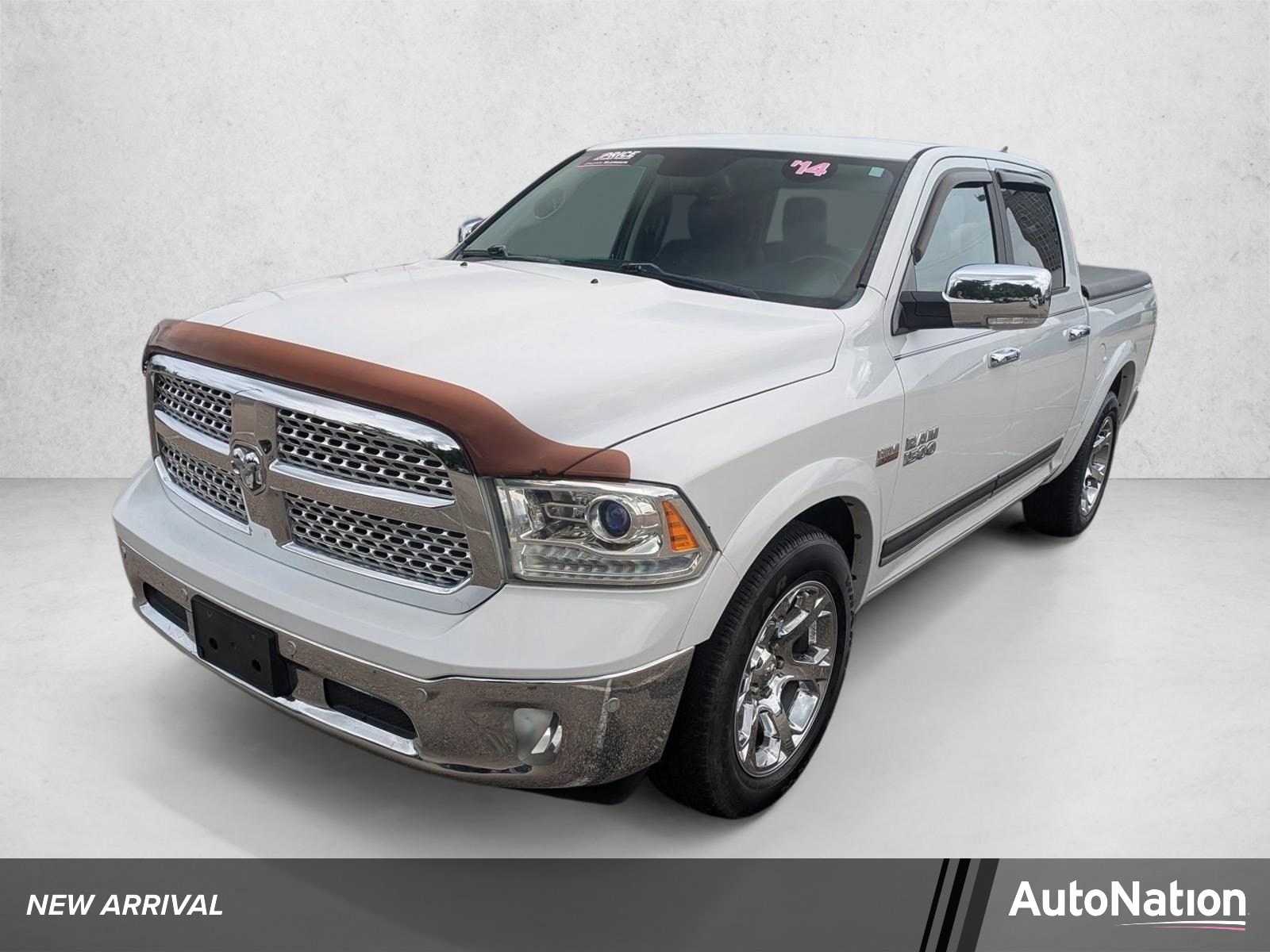 2014 RAM 1500 Laramie Crew Cab's photo