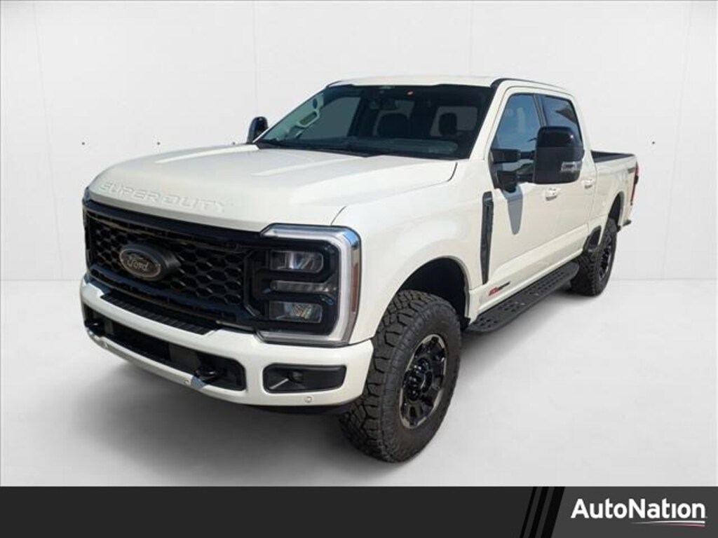 New 2025 Ford F-250 LARIAT Truck Crew Cab