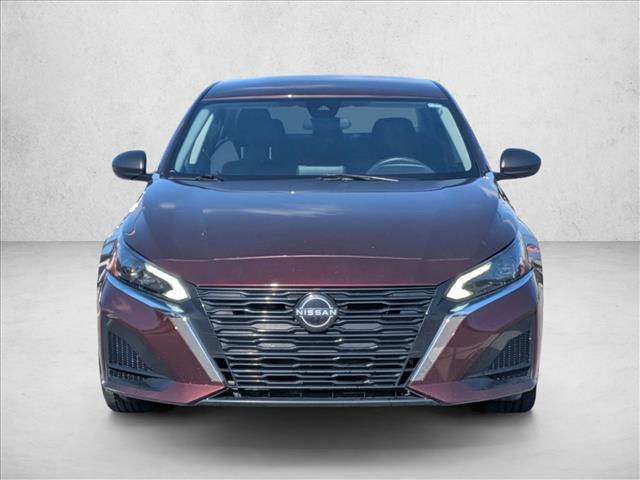 2024 Nissan Altima 2.5 SV photo 2