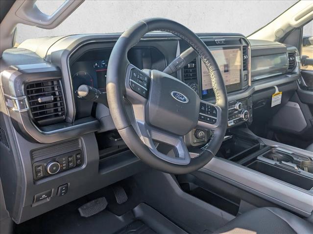 2026 Ford F-250 Lariat photo 2