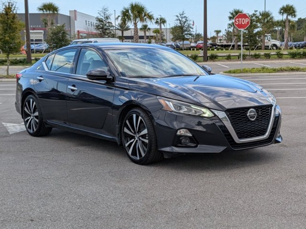 Used 2019 Nissan Altima 2.5 Platinum Sedan