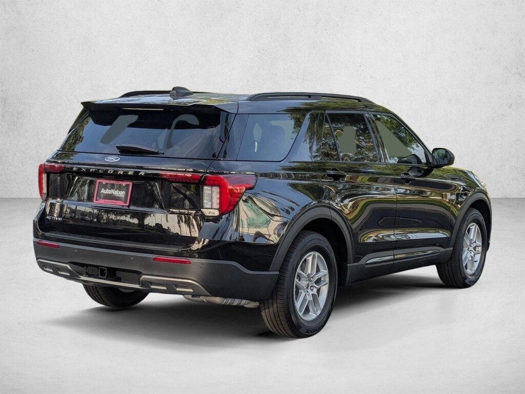New 2026 Ford Explorer Active w/200A Pkg SUV