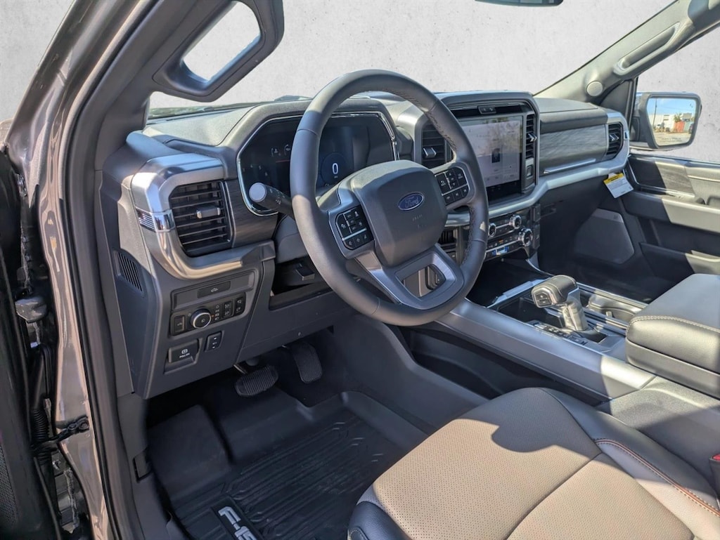 New 2026 Ford F-150 LARIAT Truck SuperCrew Cab