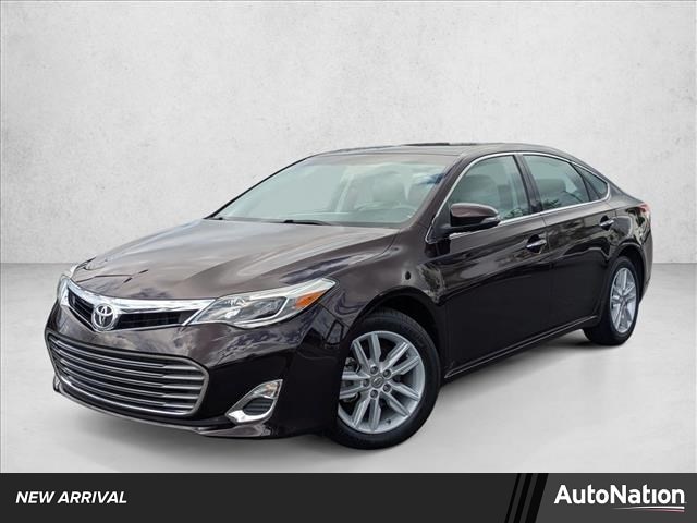 2014 Toyota Avalon XLE's photo