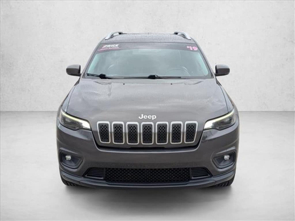 Used 2019 Jeep Cherokee Latitude Plus SUV