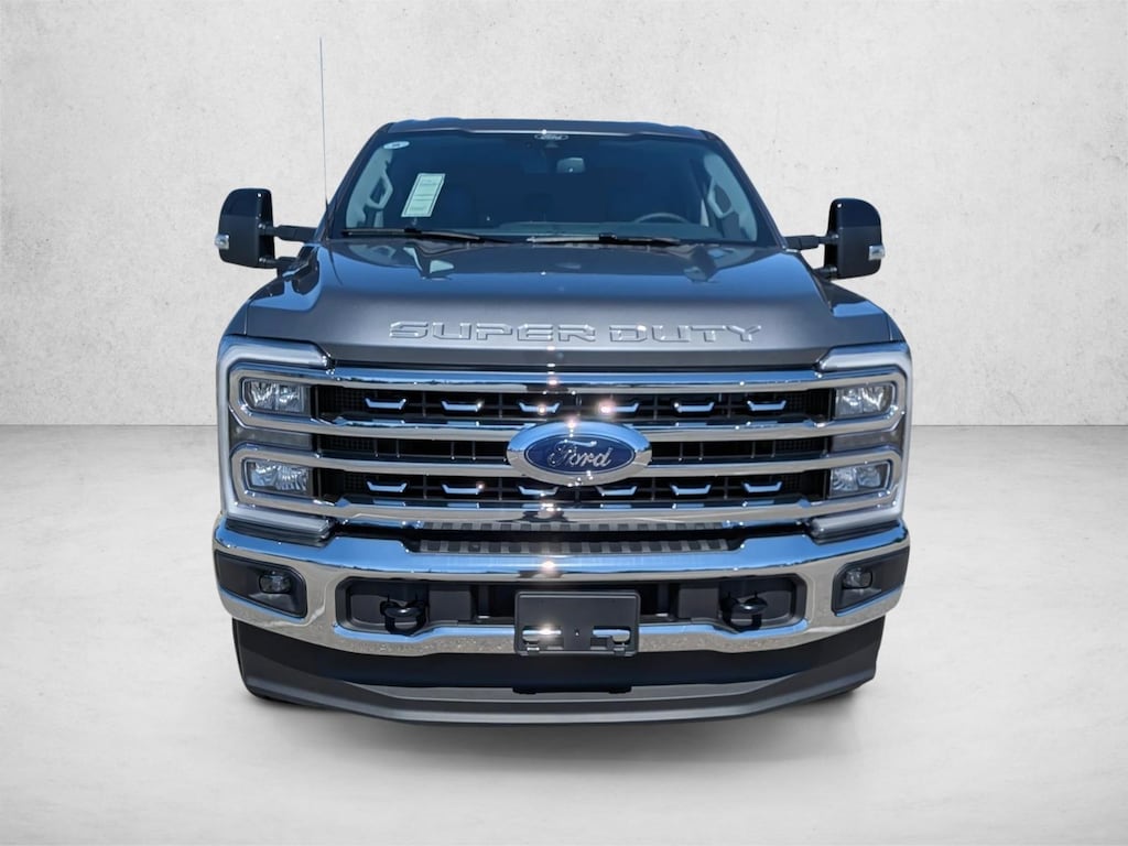 New 2026 Ford F-350 LARIAT Truck Crew Cab
