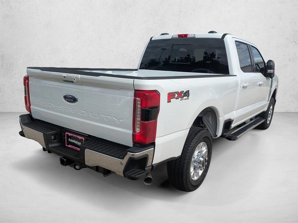 New 2026 Ford F-250 XLT Truck Crew Cab