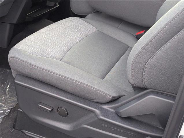 2026 Ford F-350 XLT photo 4