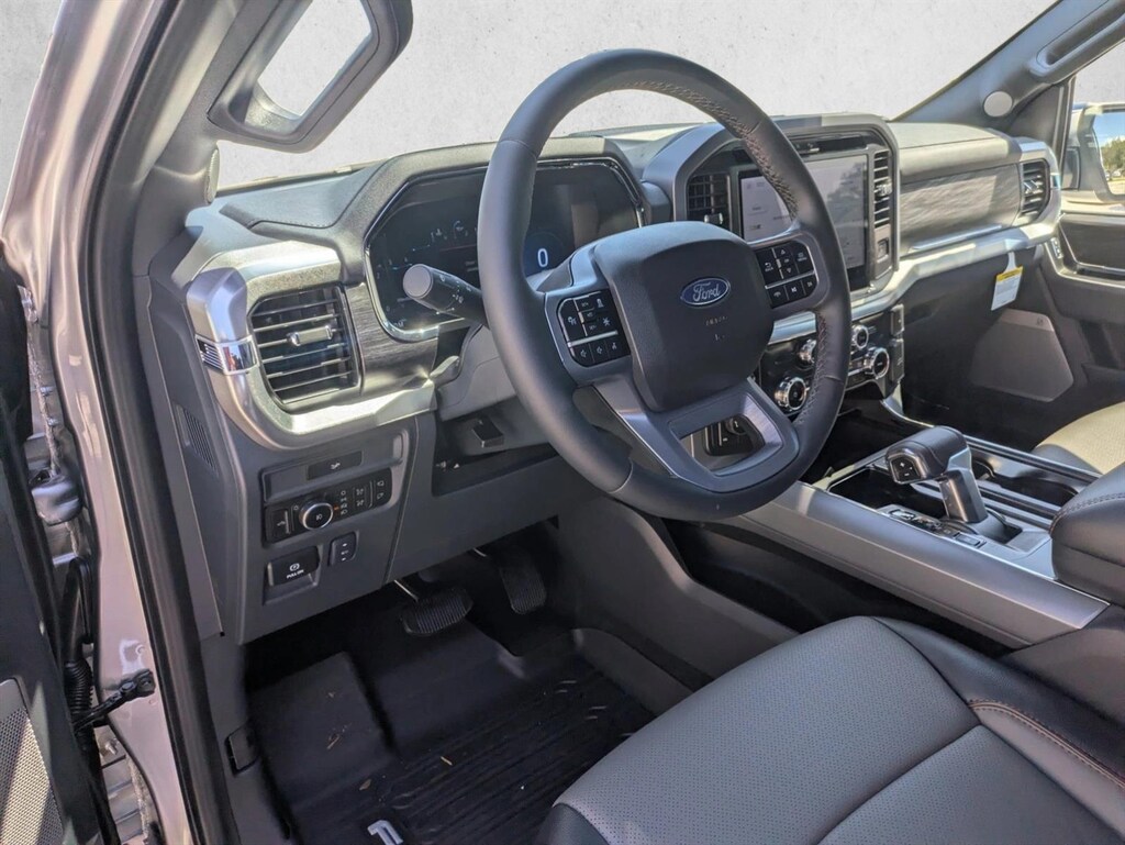 New 2026 Ford F-150 LARIAT Truck SuperCrew Cab