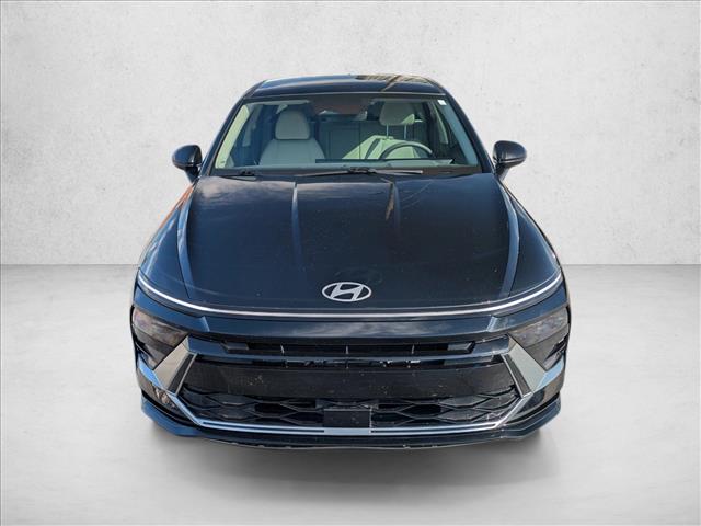 2024 Hyundai Sonata SEL photo 2