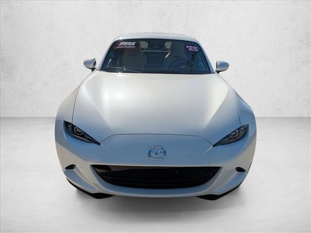2025 Mazda MX-5 Miata Miata RF Grand Touring photo 2