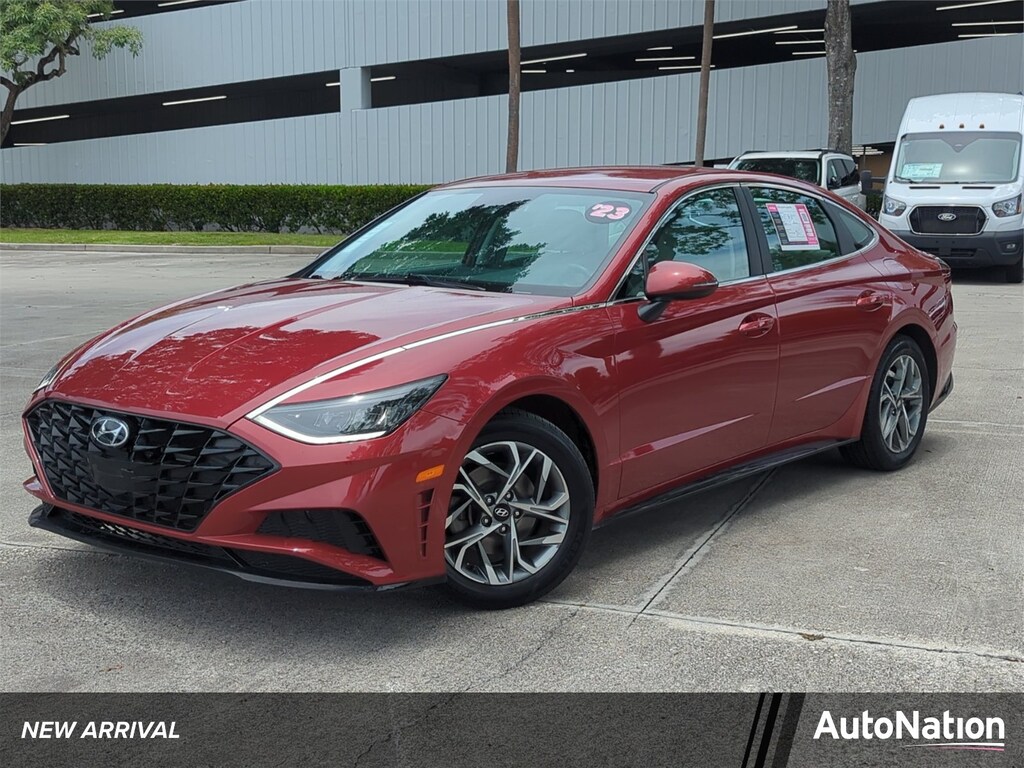 Used 2023 Hyundai Sonata SEL Sedan
