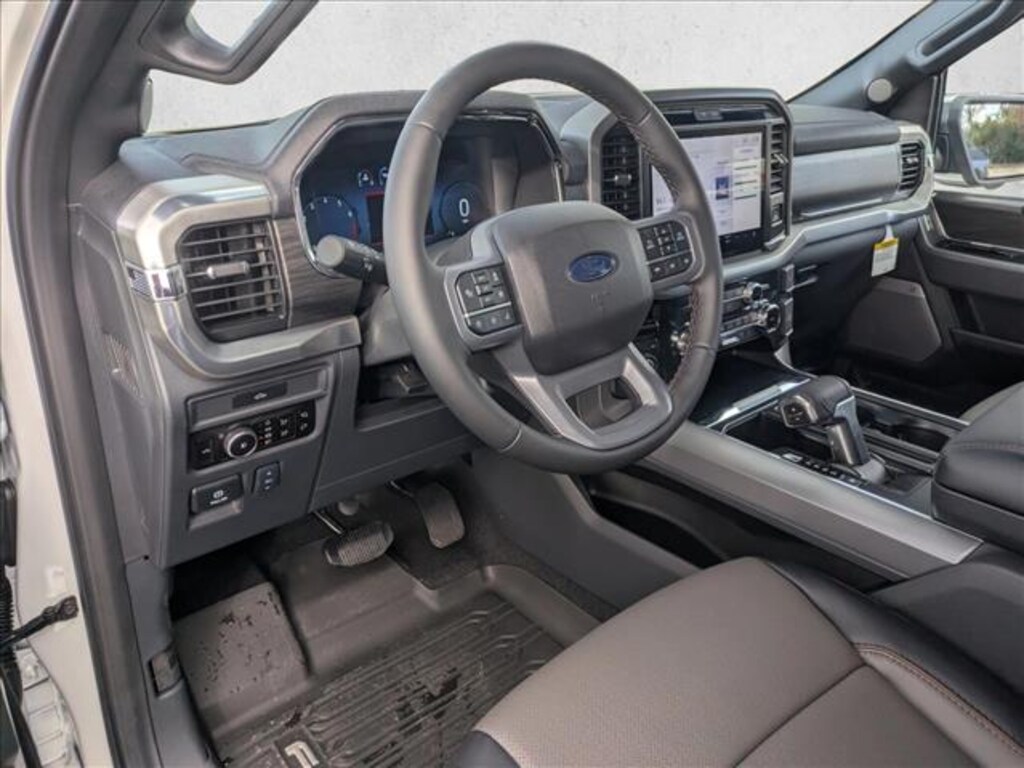 New 2026 Ford F-150 LARIAT Truck SuperCrew Cab