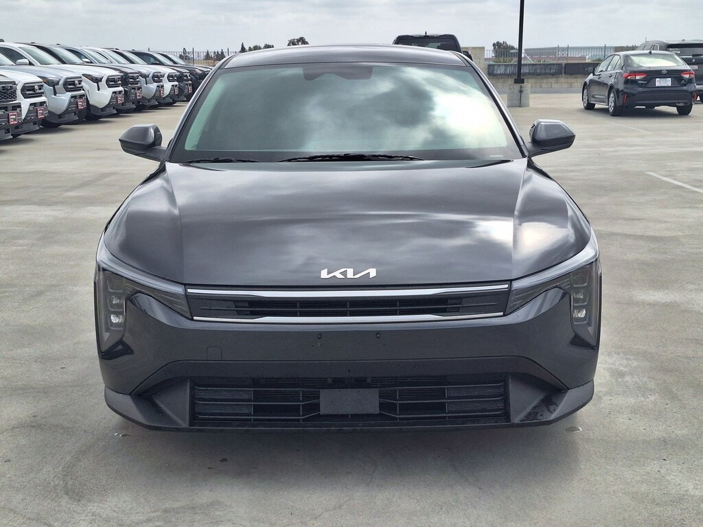 Used 2025 Kia K4 LXS Sedan