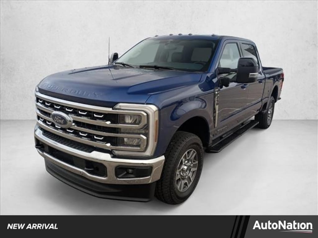 New 2026 Ford F-250 LARIAT Truck Crew Cab