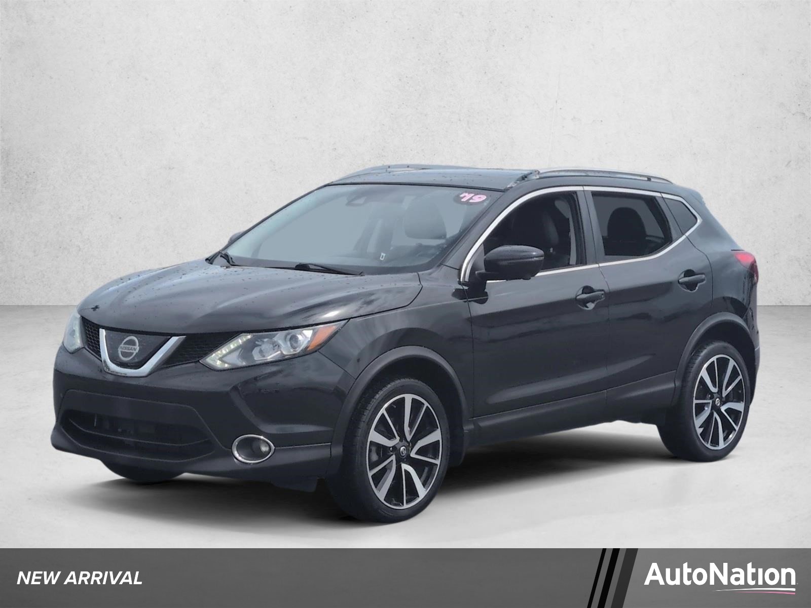 2019 Nissan Rogue Sport SL FWD's photo