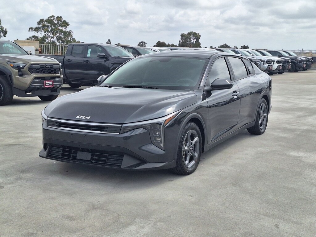 Used 2025 Kia K4 LXS Sedan