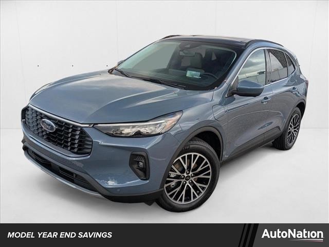 2025 Ford Escape PHEV's photo