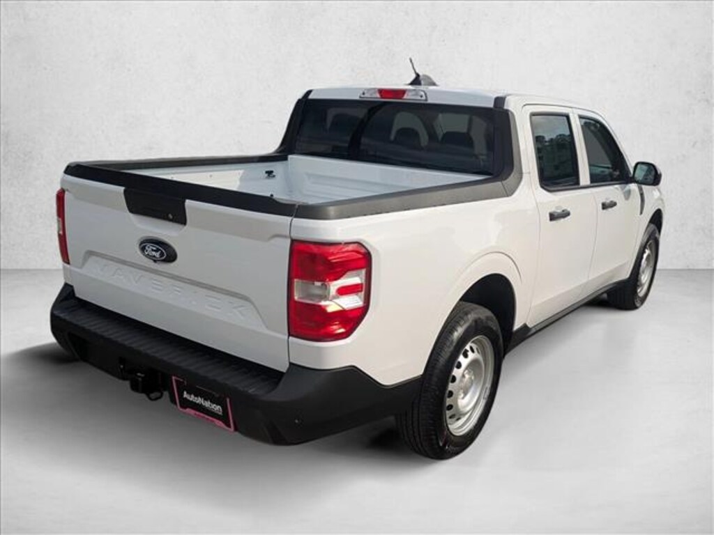 New 2025 Ford Maverick XL Truck SuperCrew