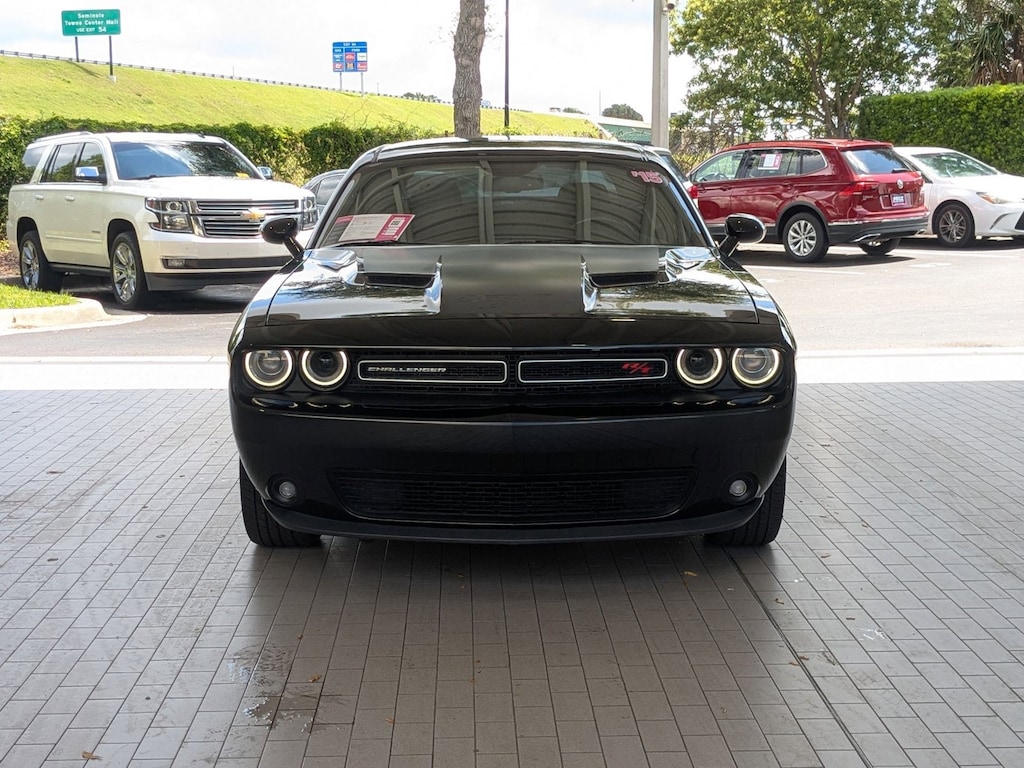 Used 2015 Dodge Challenger R/T Coupe