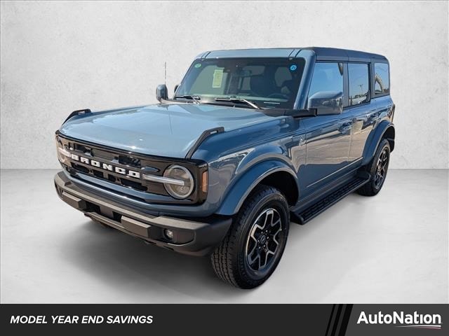 2025 Ford Bronco 4-Door Outer Banks's photo