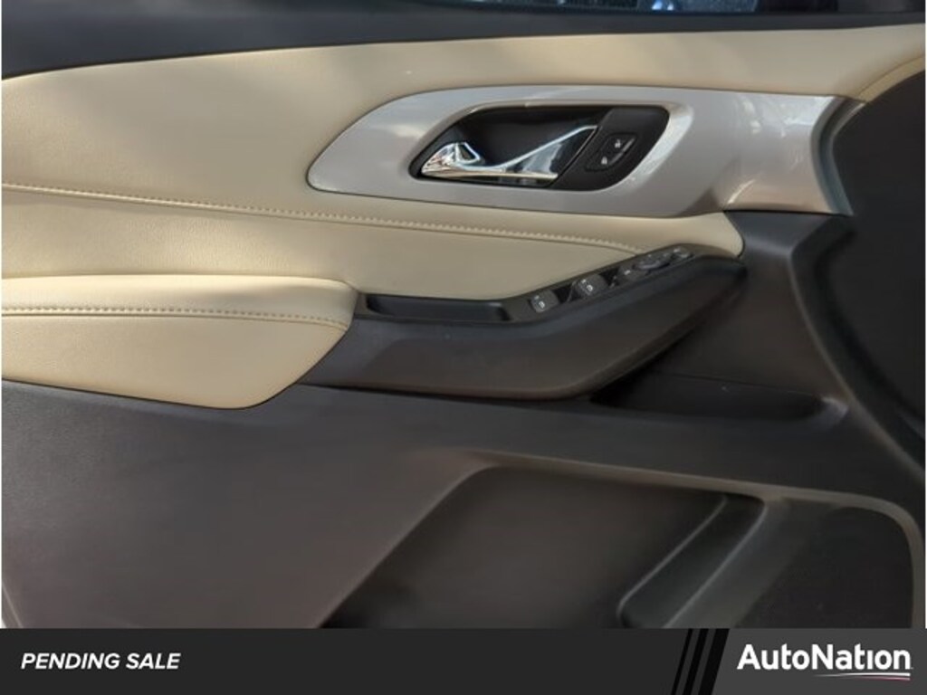 Used 2022 Chevrolet Traverse LS SUV