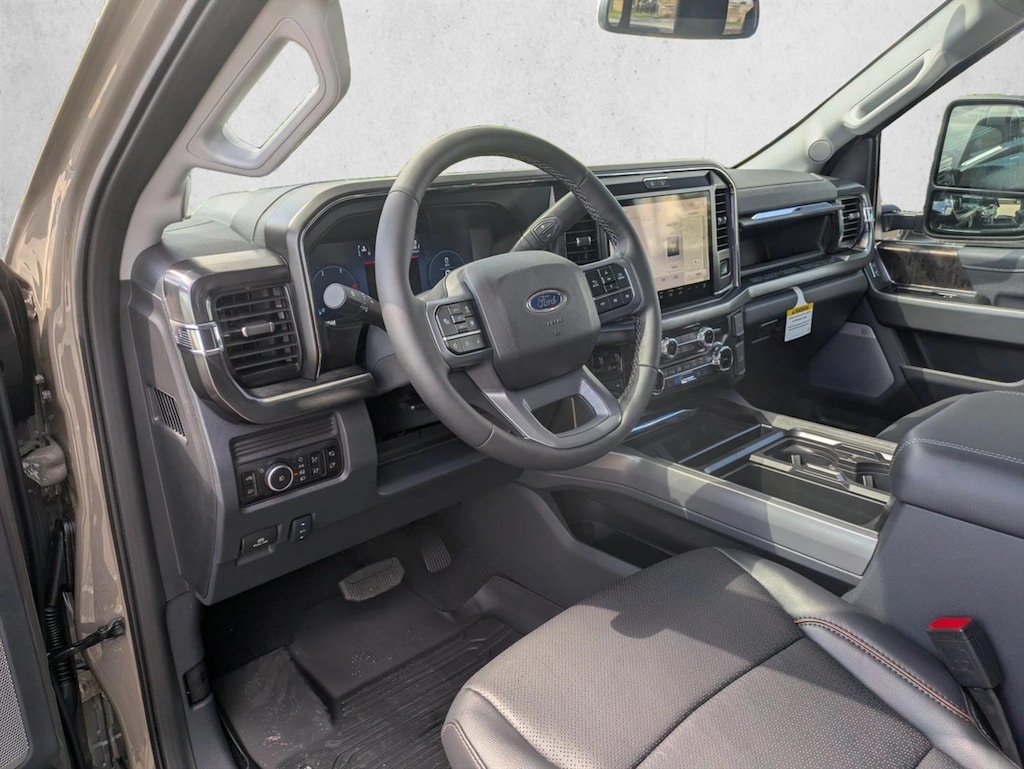 New 2026 Ford F-350 LARIAT Truck Crew Cab