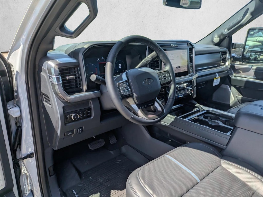 New 2026 Ford F-250 Platinum Truck Crew Cab