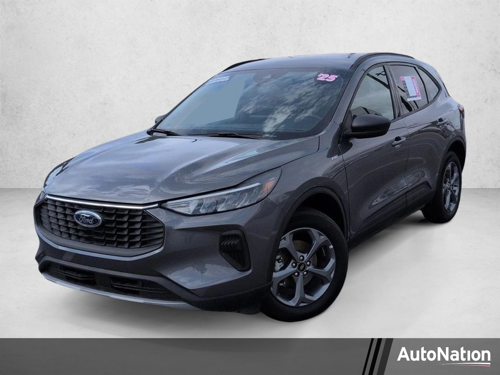 2025 Ford Escape ST-Line AWD's photo