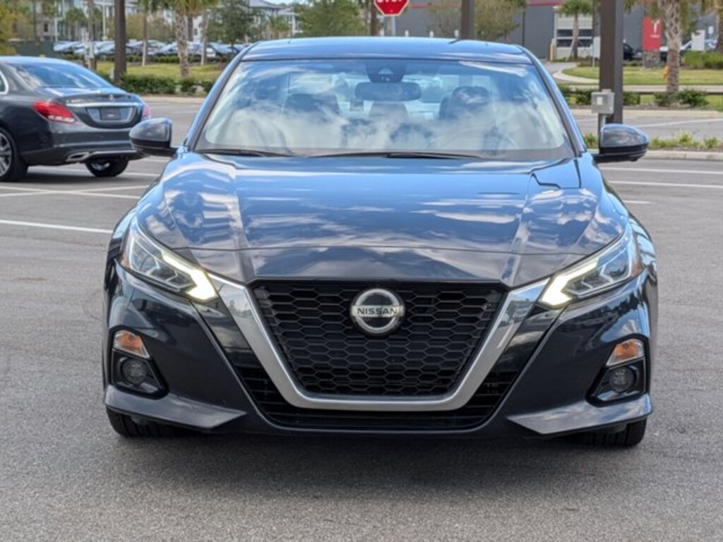 Used 2019 Nissan Altima 2.5 Platinum Sedan