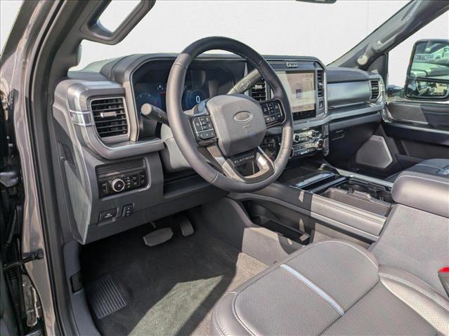 2025 Ford F-250 Platinum photo 2