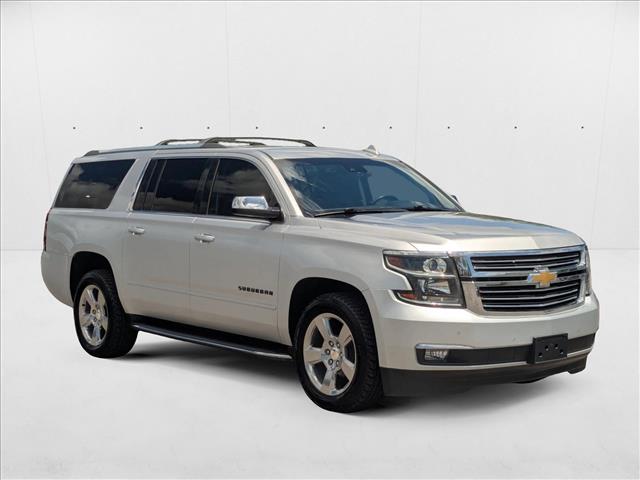 2020 Chevrolet Suburban Premier photo 3