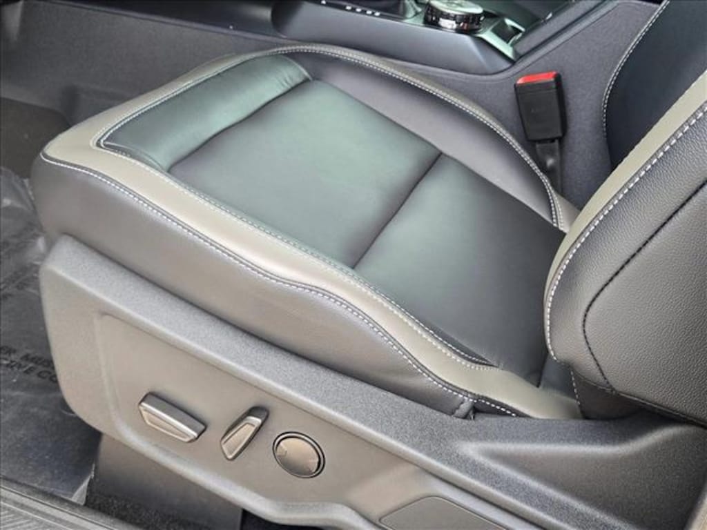 New 2025 Ford Bronco Outer Banks SUV