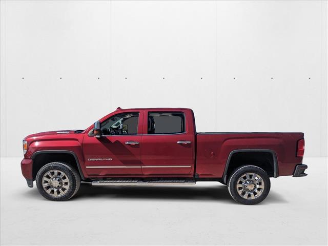 2019 Gmc Sierra 2500 HD Denali photo 2