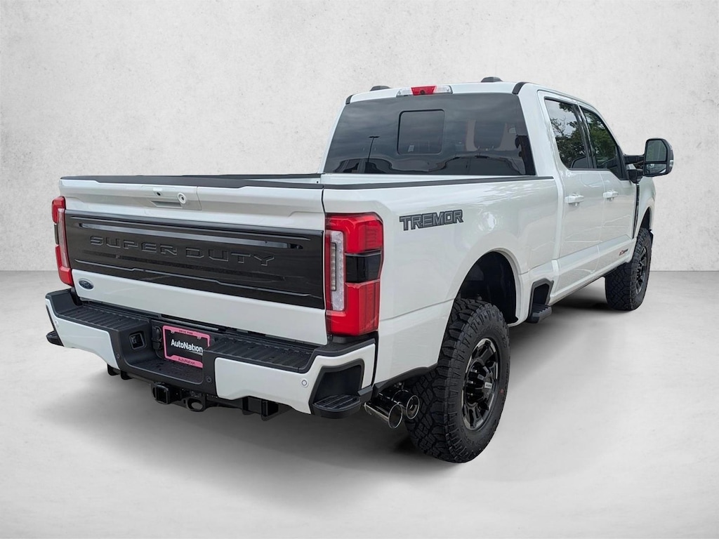 New 2026 Ford F-250 Platinum Truck Crew Cab