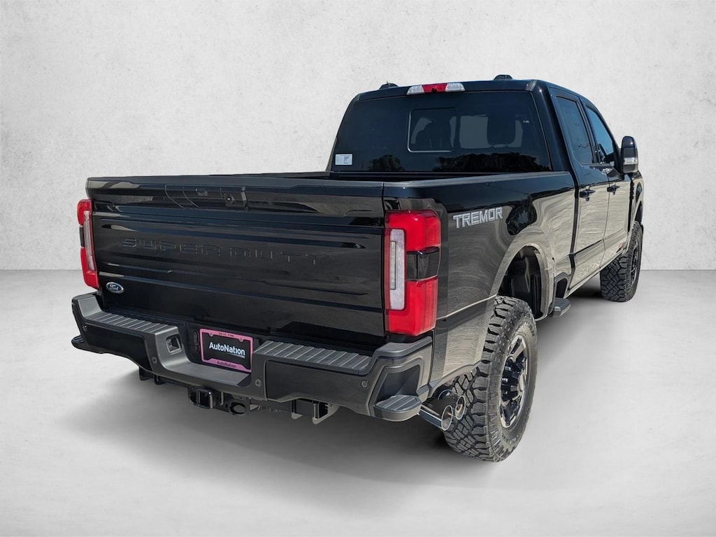 New 2026 Ford F-250 Platinum Truck Crew Cab
