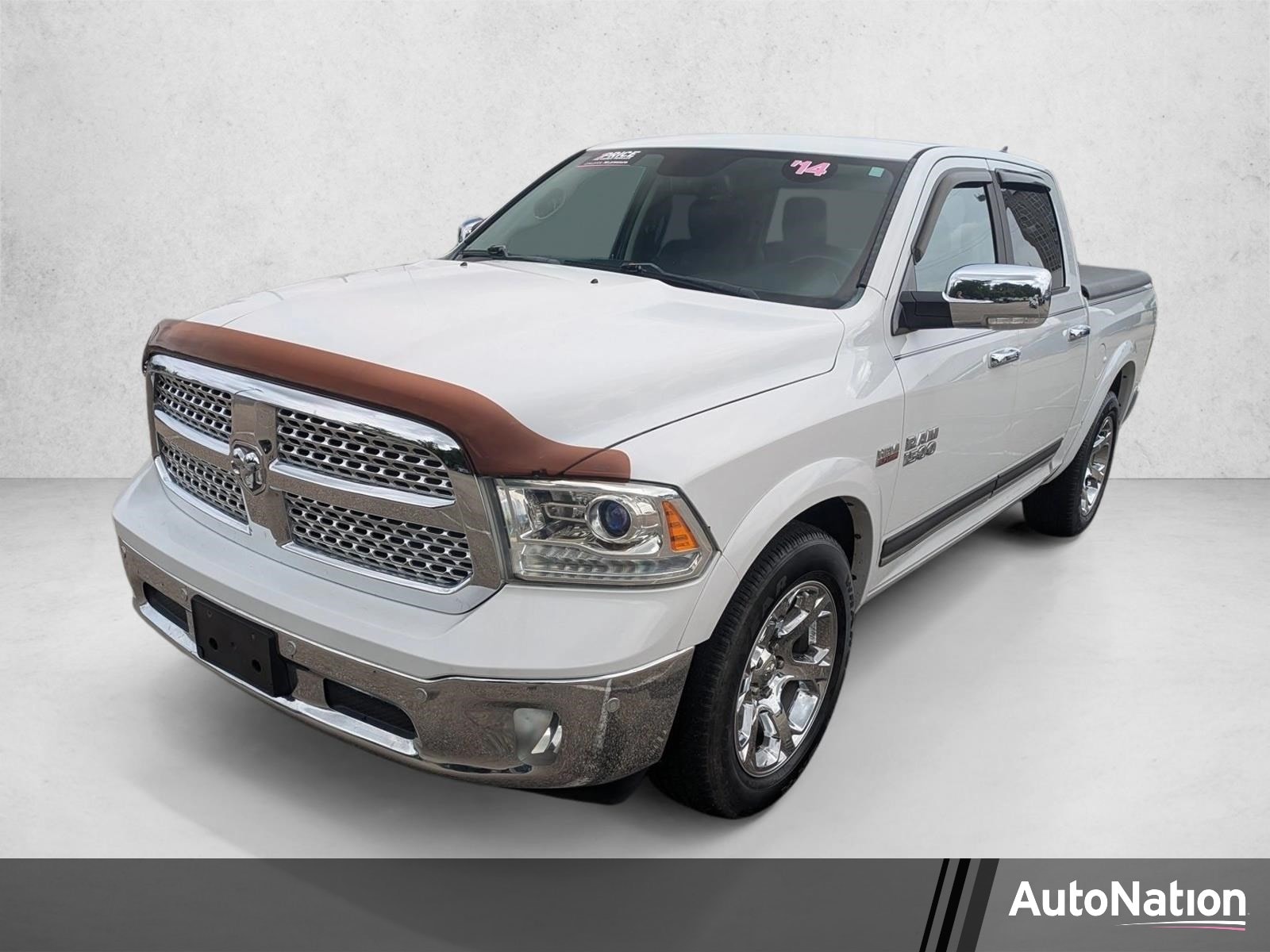 2014 RAM 1500 Laramie Crew Cab's photo