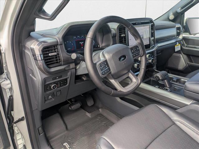 2025 Ford F-150 Lariat photo 2